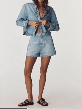 7 For All Mankind Linen Blend Trouser Shorts in color Iris